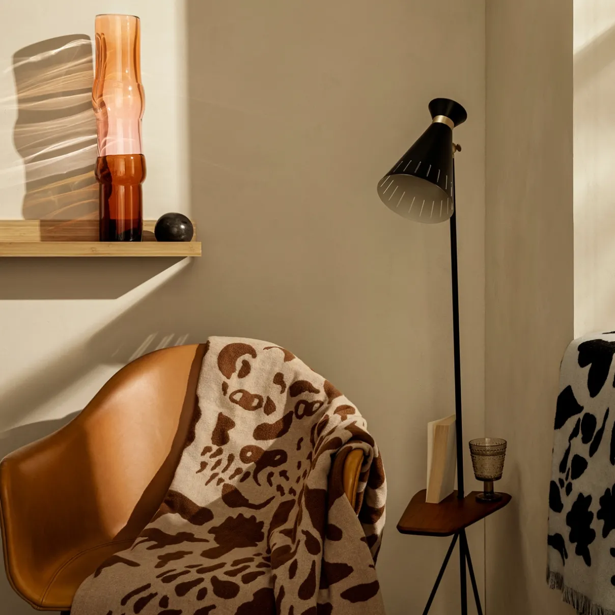 New IITTALA Maljakko 90x450mm lohenpunainen-vaaleanpunainen-aavikko